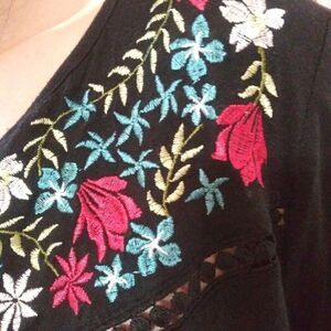 Time and tru blouse 